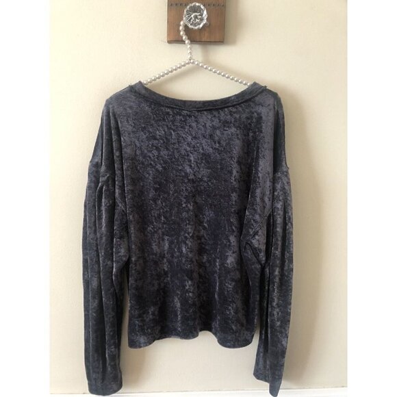 Free People We The Free Size Small Velvet Long Sleeve Top Purple Dolman Sleeve - Picture 4 of 5